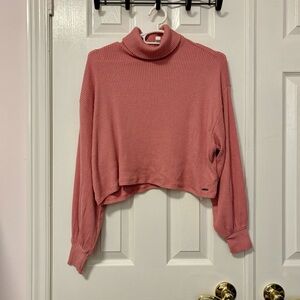 Hollister Cozy Ribbed Turtleneck Top (XS)